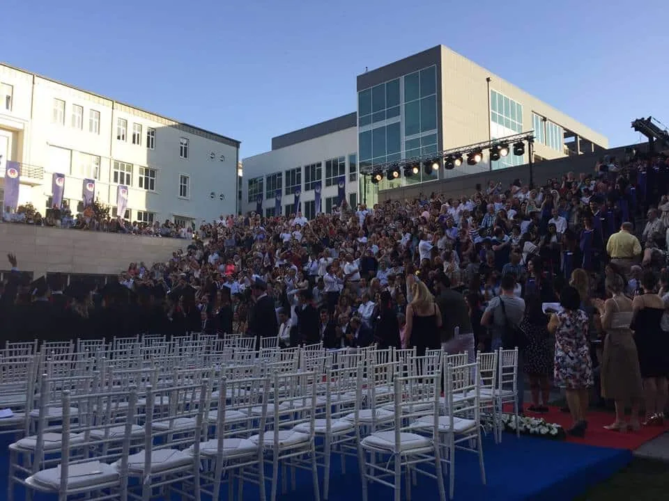 <img style="display: block;-webkit-user-select: none;margin: auto;cursor: zoom-in;background-color: hsl(0, 0%, 90%);transition: background-color 300ms;" data-src="https://oktamam.com/wp-content/uploads/2019/06/19731853_1862081530485704_3965549944677682273_n.jpg" width="800" height="600">