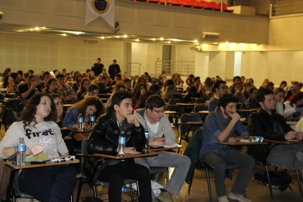 ندوة جامعة بيكنت