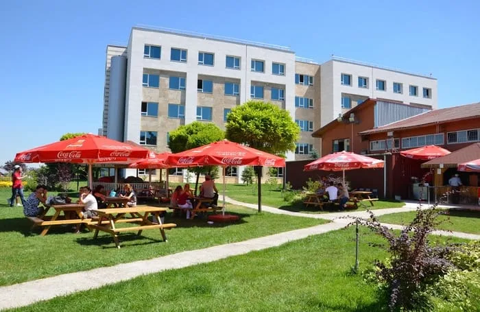 كافيتريا جامعة باشكنت