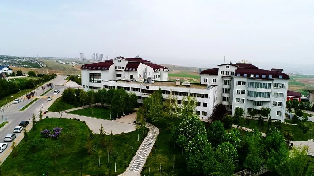 حرم جامعة آتيليم 2