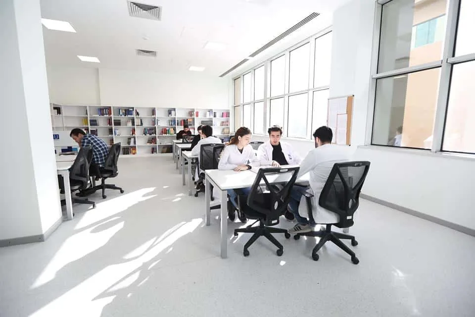 مكتبة جامعة بهتشه شهير باتومي