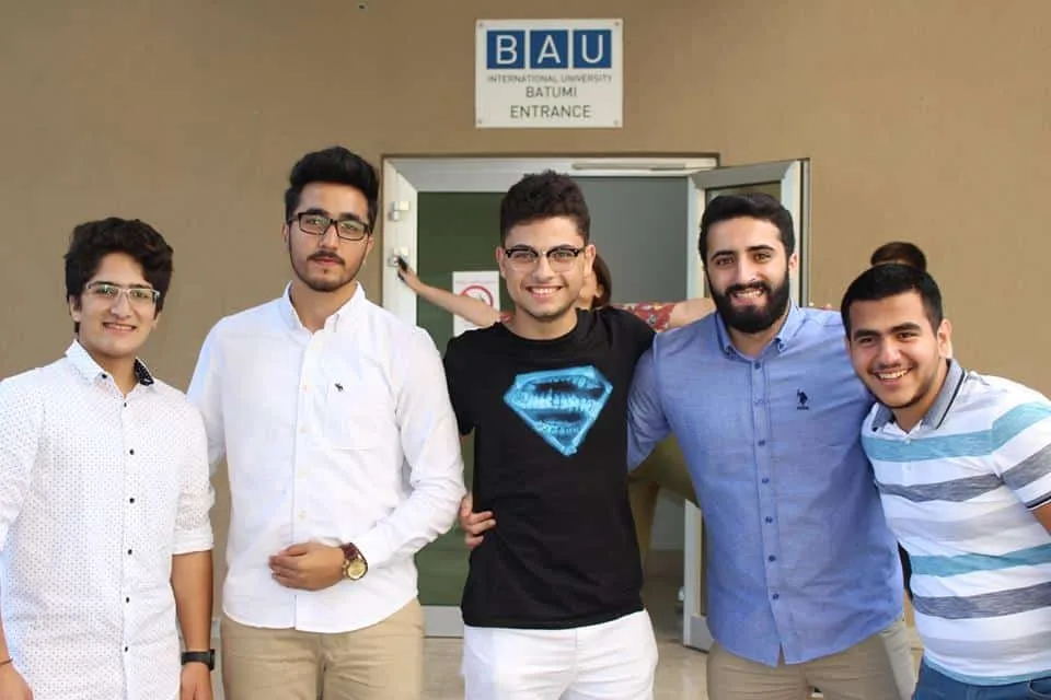 طلاب جامعة بهتشه شهير باتومي