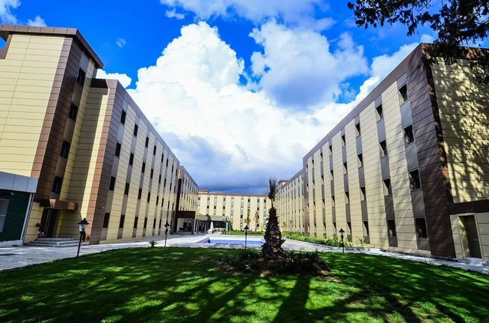 مبنى جامعة قبرص للعلوم الصحية