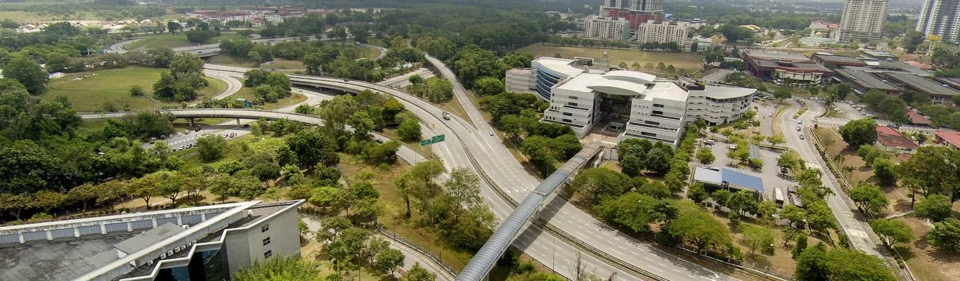 جامعة تناجا الوطنية UNITEN