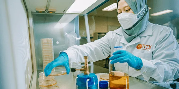 باحثة في جامعة التكنولوجيا في ماليزيا
