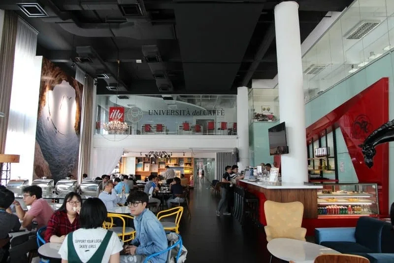 كافيتريا جامعة سيتي الماليزية