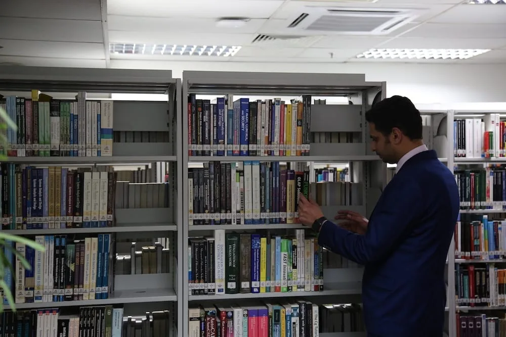 Help University Library 2
