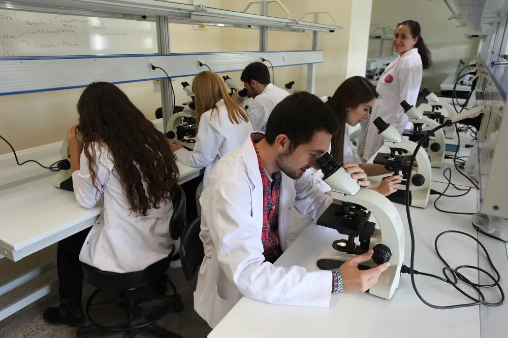 Yeditepe University Lab