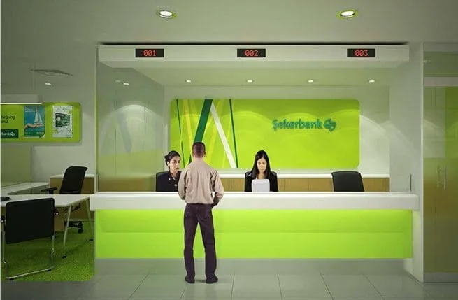 sekerbank-cashier-20130924132446m