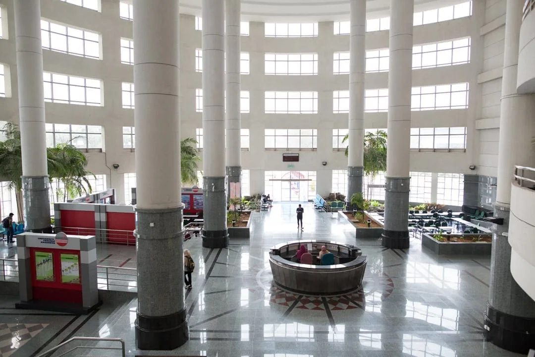 ردهة جامعة 