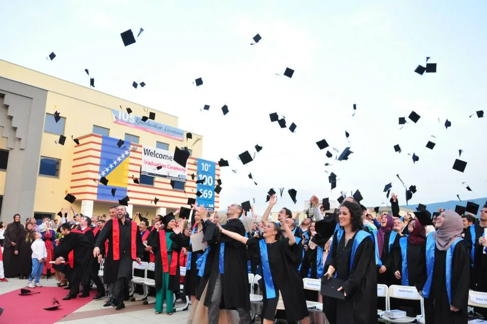 جامعة سراييفو الدولية