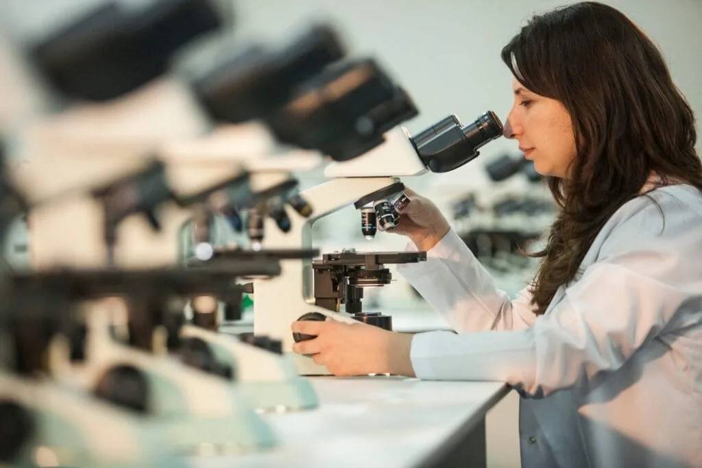 معمل كلية الطب في جامعة اسطنبول أوكان